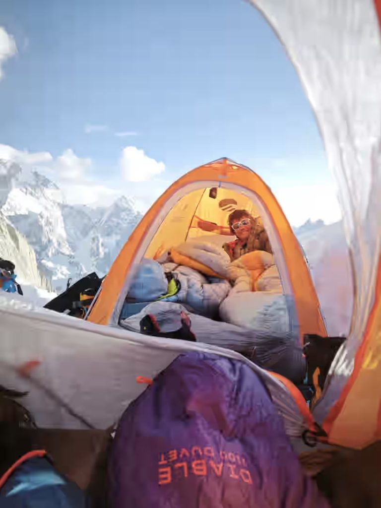 In salita sul Sulu Peak. Foto archivio Della Bordella/Grasso/Ducoli/Mauri