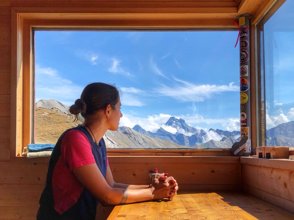 Guardando il Monviso. Foto Alessandra Parigi