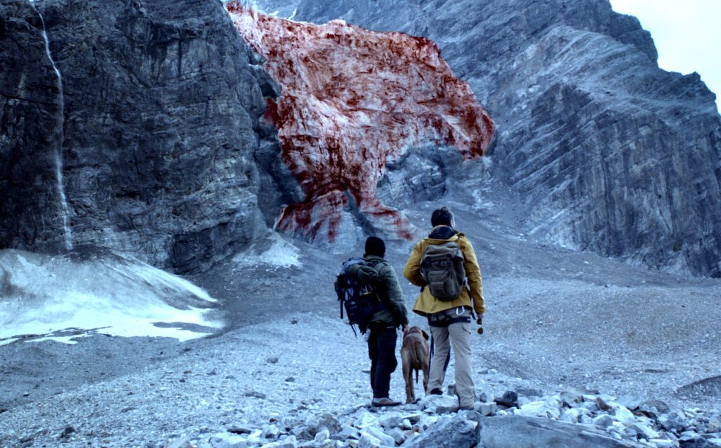 Frame da "The Station - Ghiacciaio di sangue"