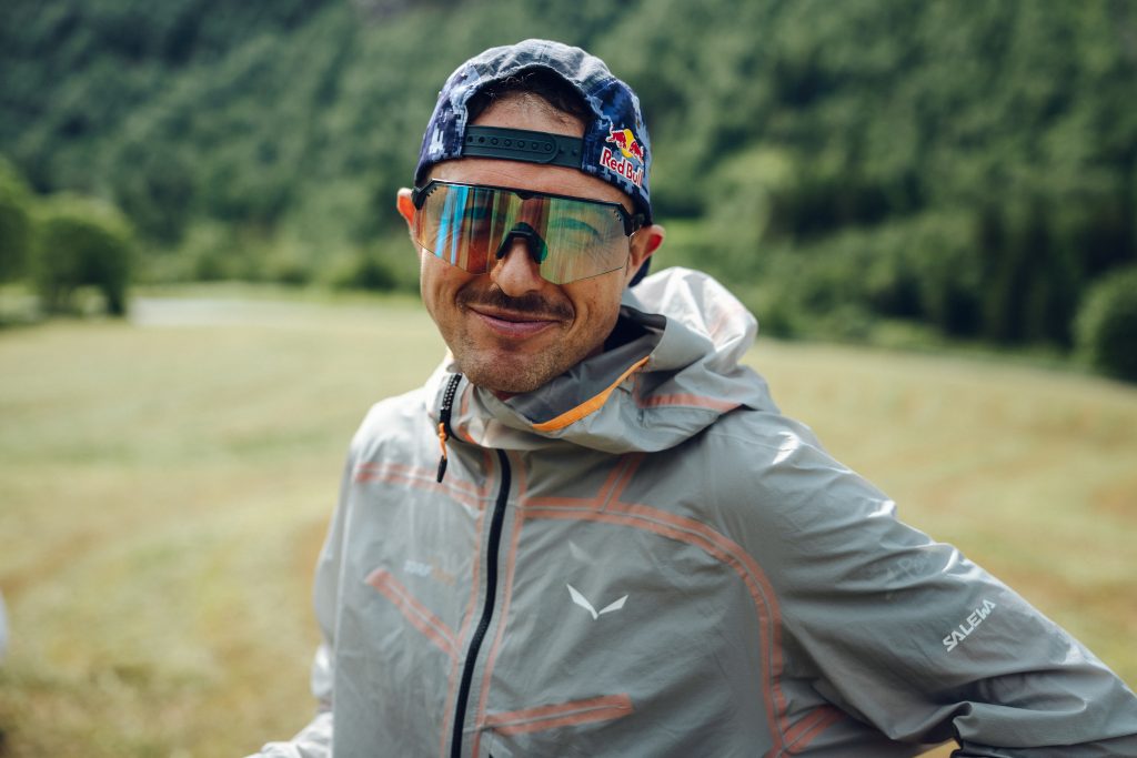 Aaron Durogati durante il tentativo di record. Foto Salewa