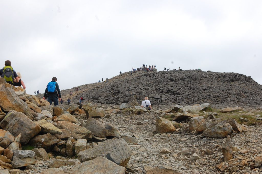Scafell Pike - Foto Trevor Harris - Wikimedia Commons, CC BY-SA 2.0