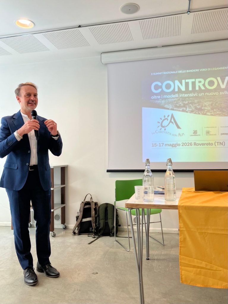 Luca Rota presenta l