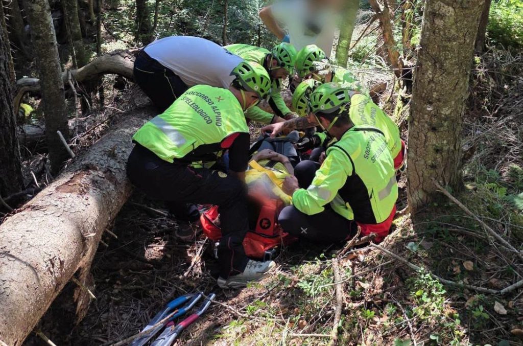 soccorso alpino, social