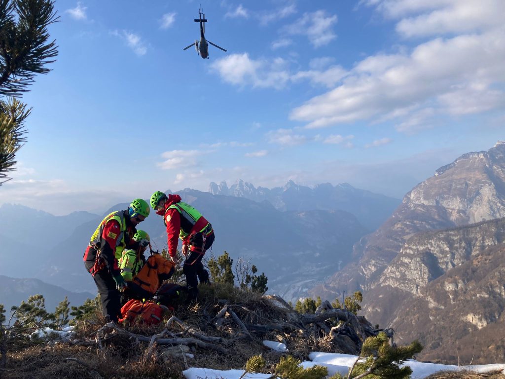 Esercitazione Soccorso Alpino. Foto Soccorso Alpino e Speleologico Veneto