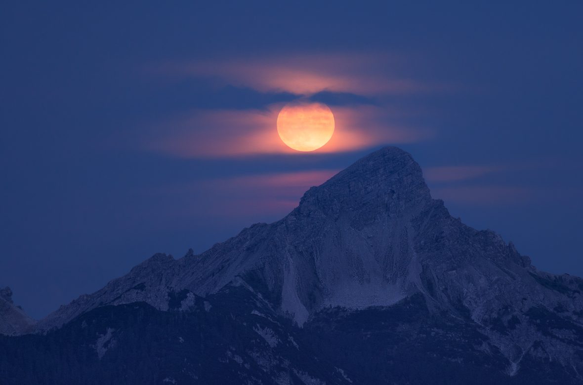 luna delle fragole