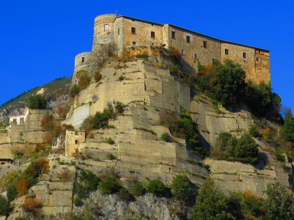 Castelo Pandone - Foto Gianfranco Vitolo - Wikimedia Commons, CC BY-SA 2.0