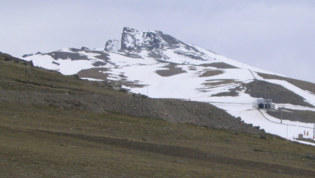 Il Pico de Veleta. Foto wikimedia Commons